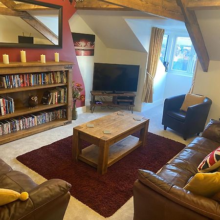 County Loft Penthouse Apartment Whitby Ngoại thất bức ảnh