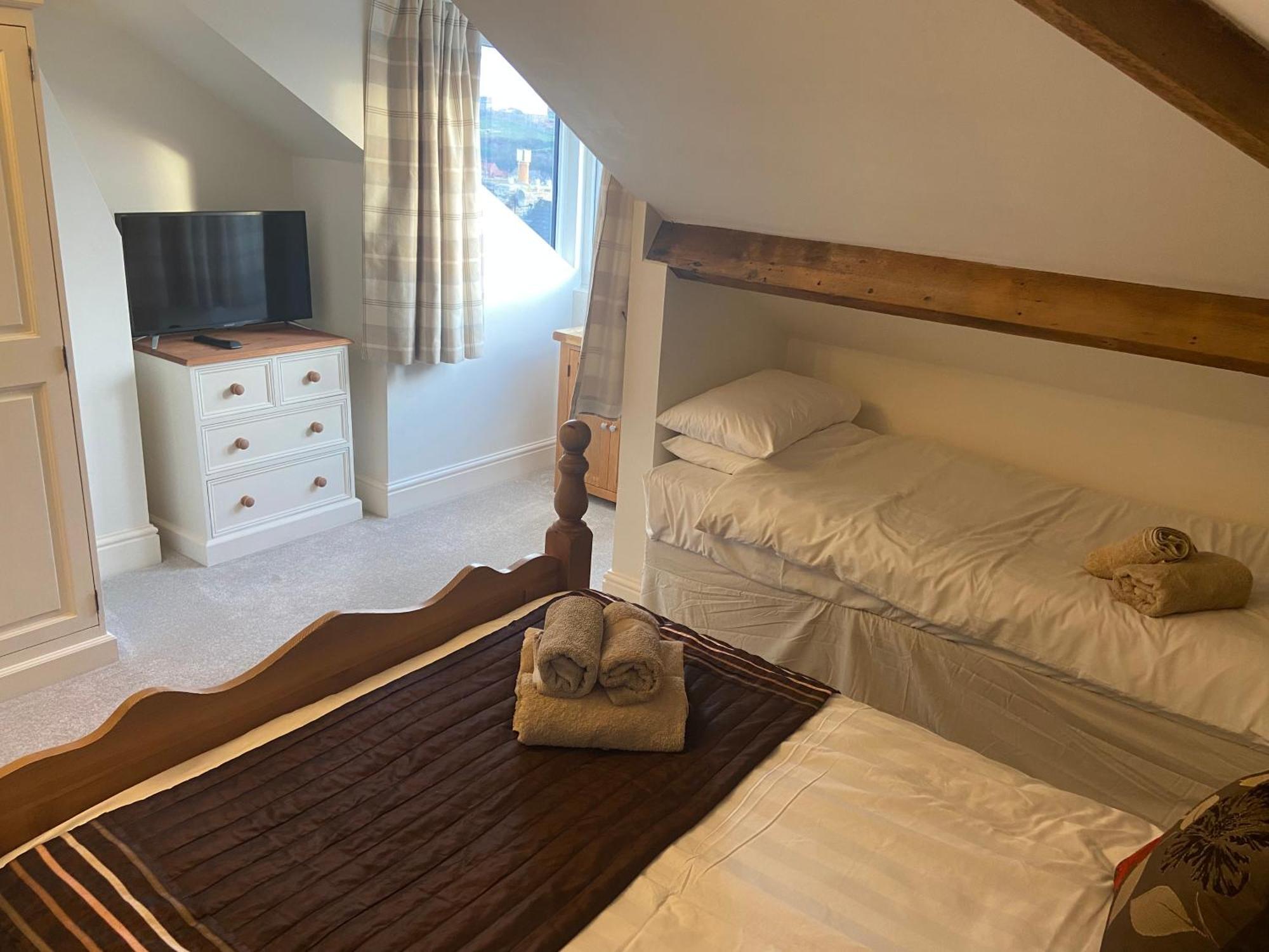 County Loft Penthouse Apartment Whitby Ngoại thất bức ảnh